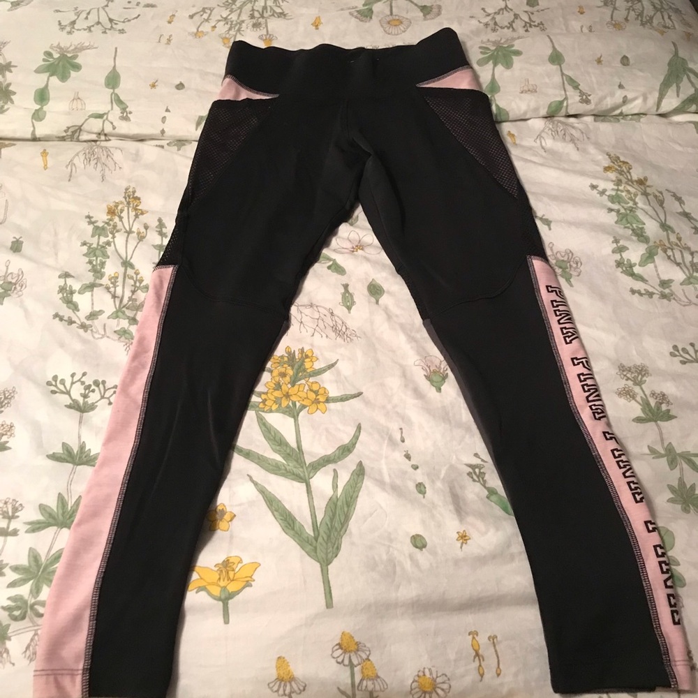 PINK active wear leggings.
